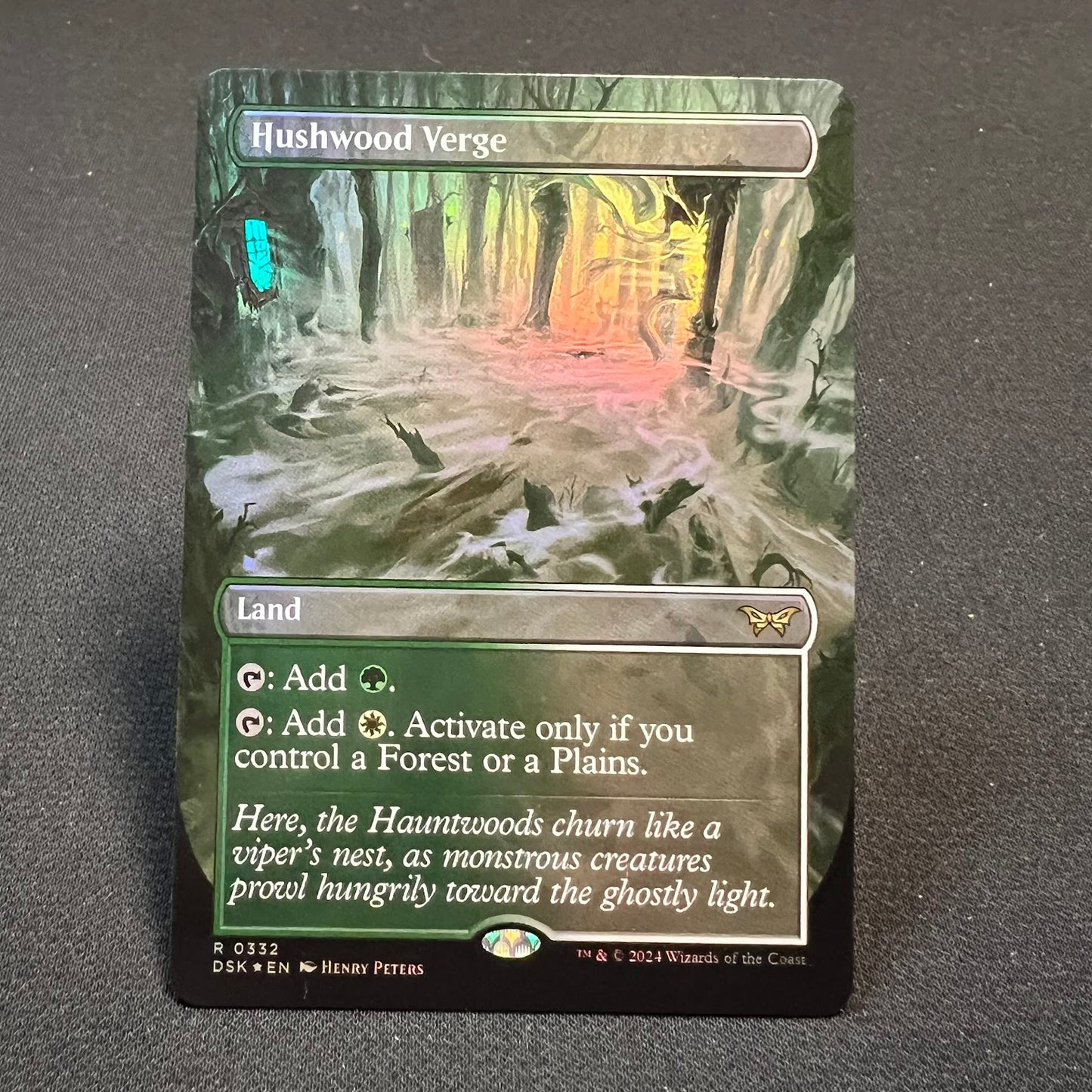 Hushwood Verge - Duskmourn: House of Horror #332 - Foil