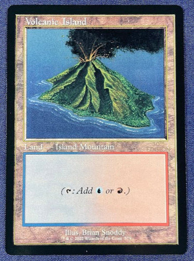 Volcanic Island - 30th Anniversary #579 - No Foil